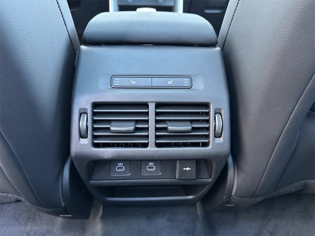 New 2025 Land Rover Discovery Sport S image 16