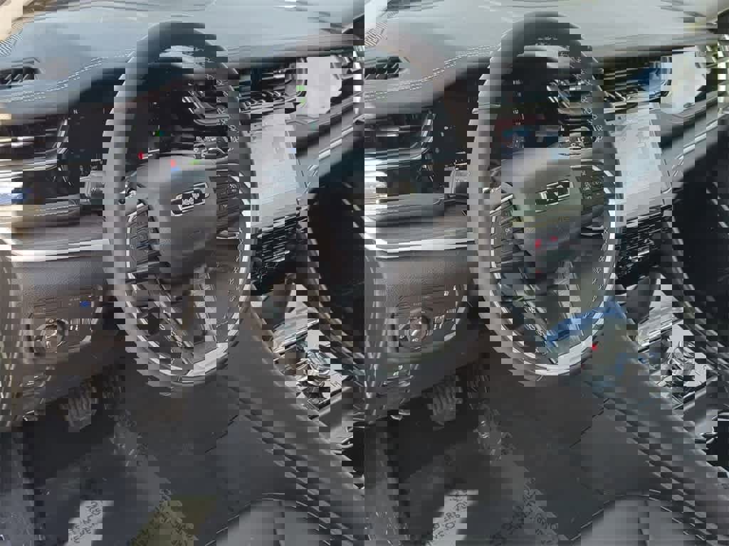 Used 2024 Jeep Grand Cherokee Limited 4xe image 2