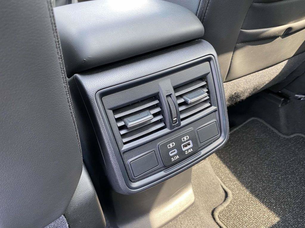 Certified 2025 Subaru Forester Premium AWD/4WD image 9