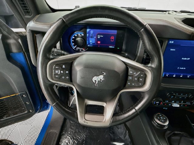 Certified 2024 Ford Bronco Badlands w/ Sasquatch Package AWD/4WD image 11