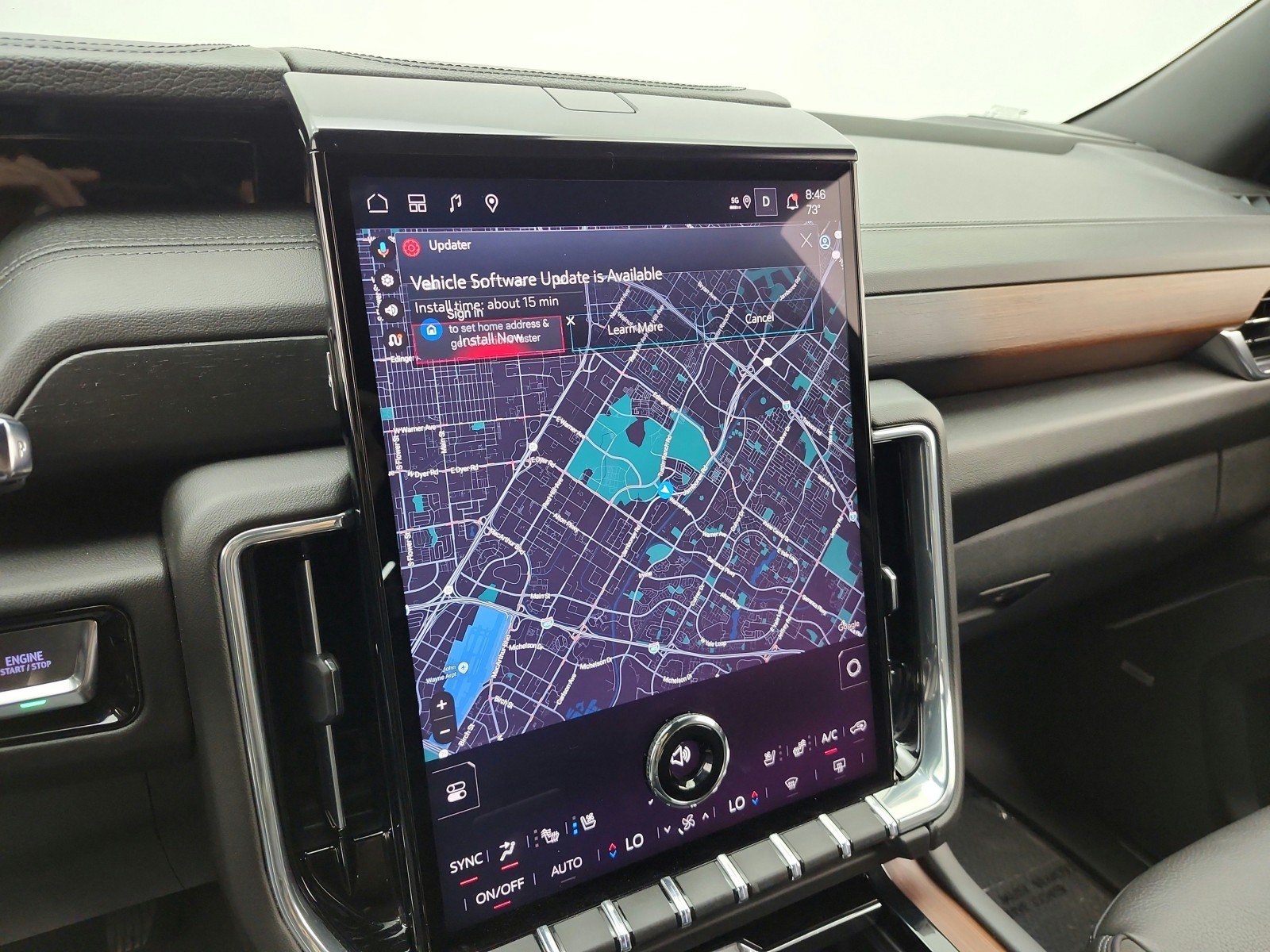 Used 2025 GMC Yukon Denali AWD/4WD image 9