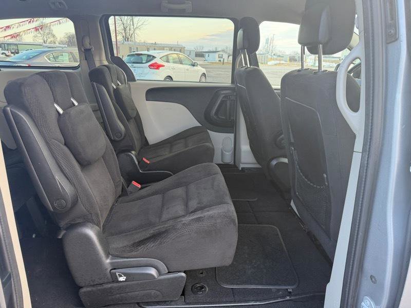 Used 2015 Dodge Grand Caravan SE w/ Quick Order Package 29E SE image 7