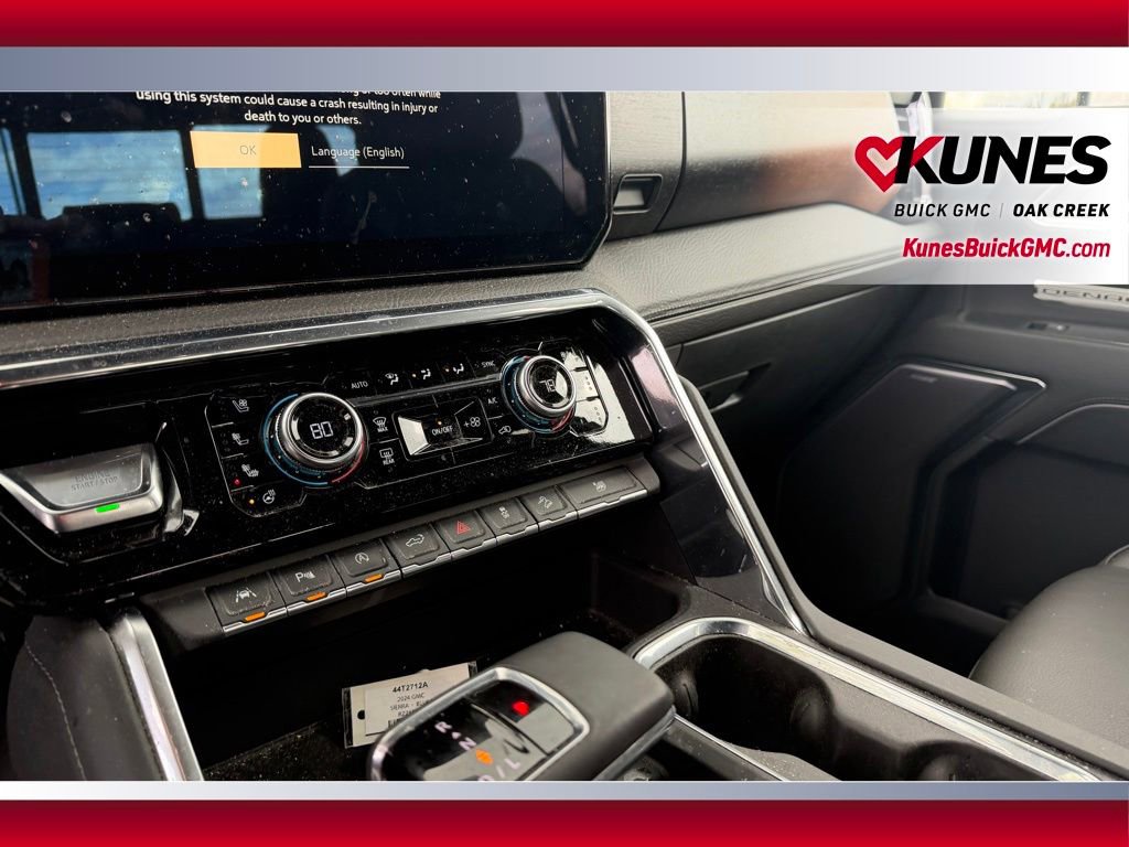 Used 2024 GMC Sierra 1500 Denali AWD/4WD image 10