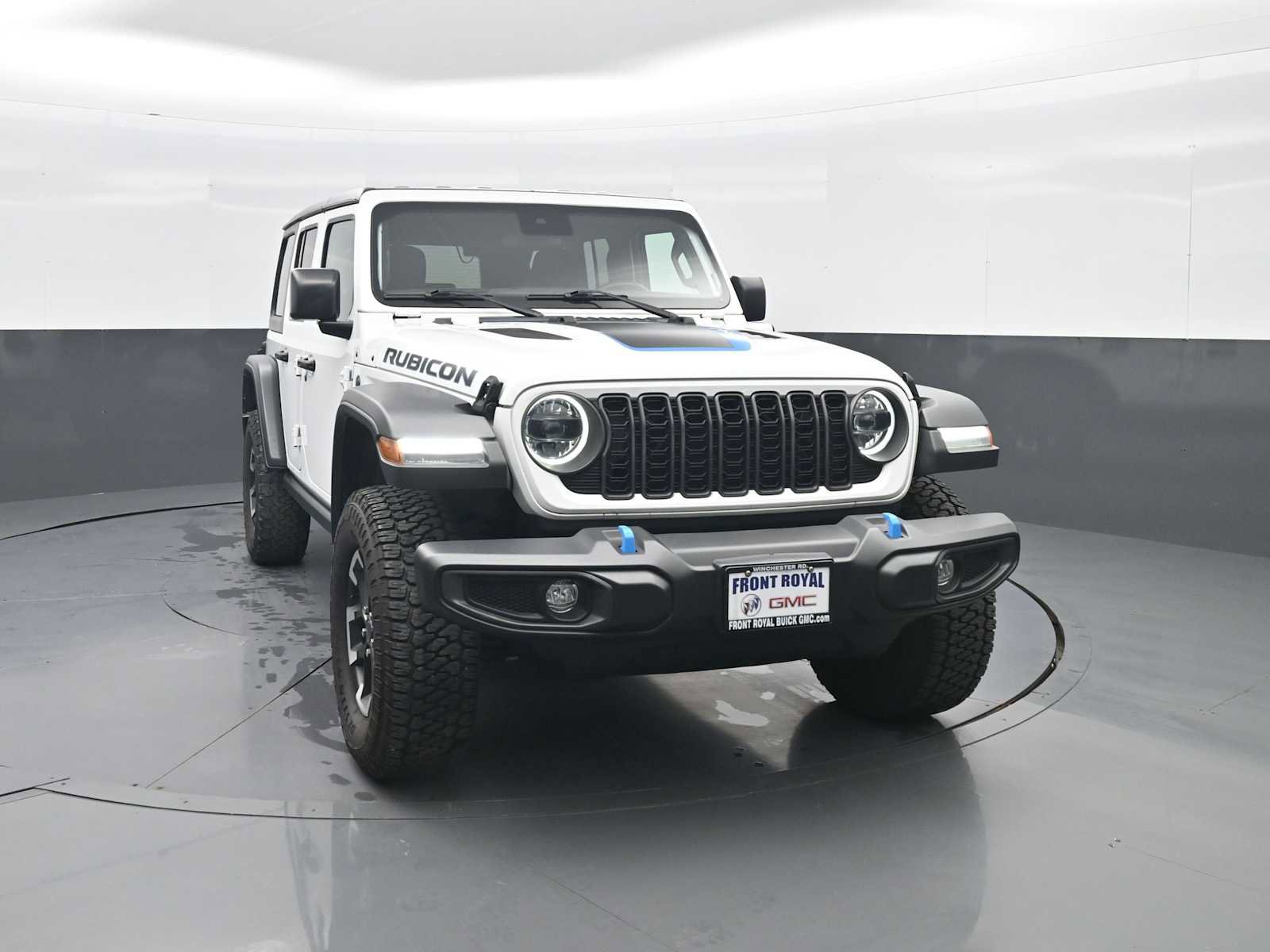 Used 2024 Jeep Wrangler Unlimited Rubicon 4xe AWD/4WD image 2