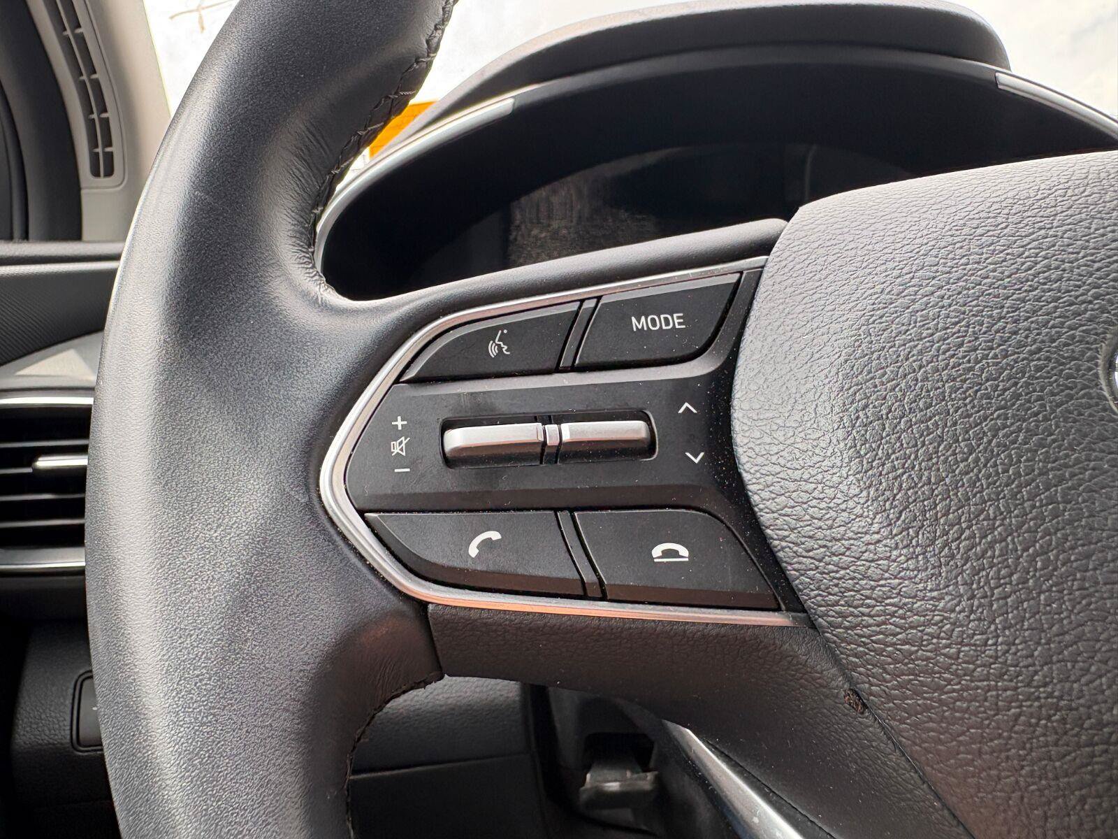 Used 2023 Hyundai Santa Fe SEL FWD image 35