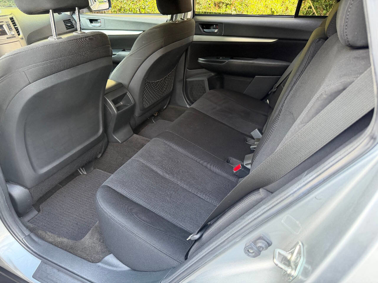 Used 2014 Subaru Outback 2.5i Premium image 15