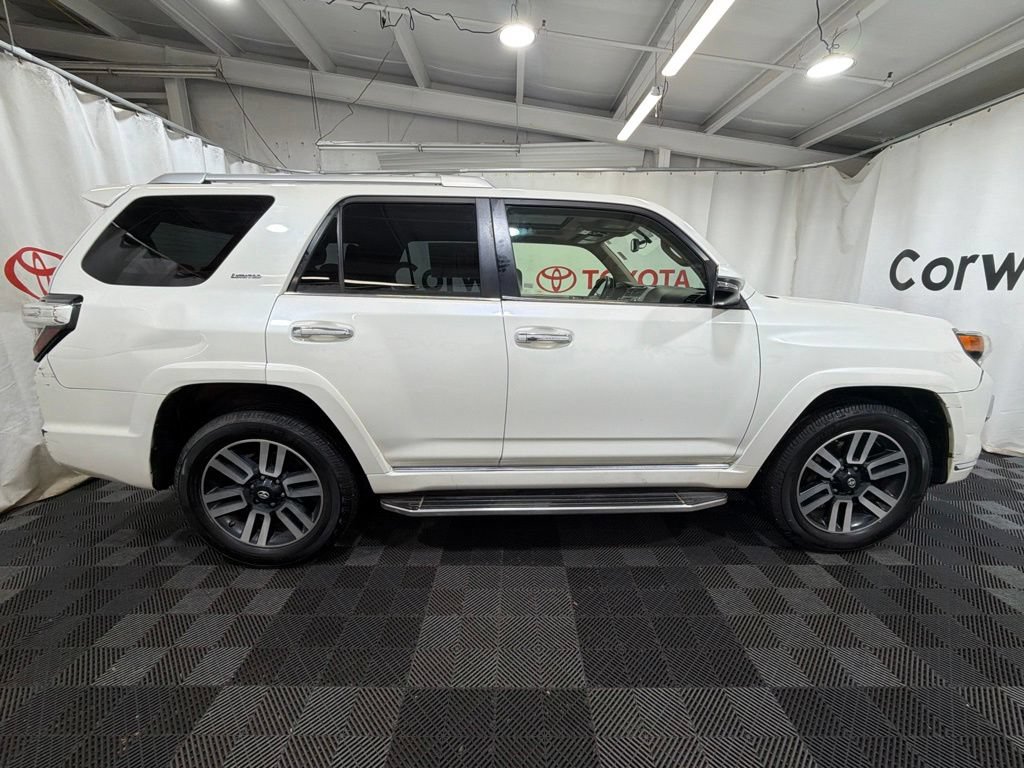 Used 2017 Toyota 4Runner Limited AWD/4WD image 8