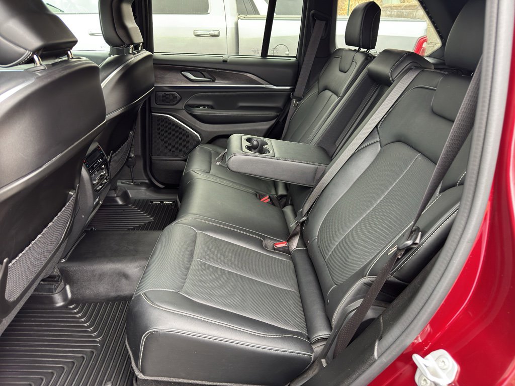 Certified 2022 Jeep Grand Cherokee Overland w/ Adv Protech Group III image 15