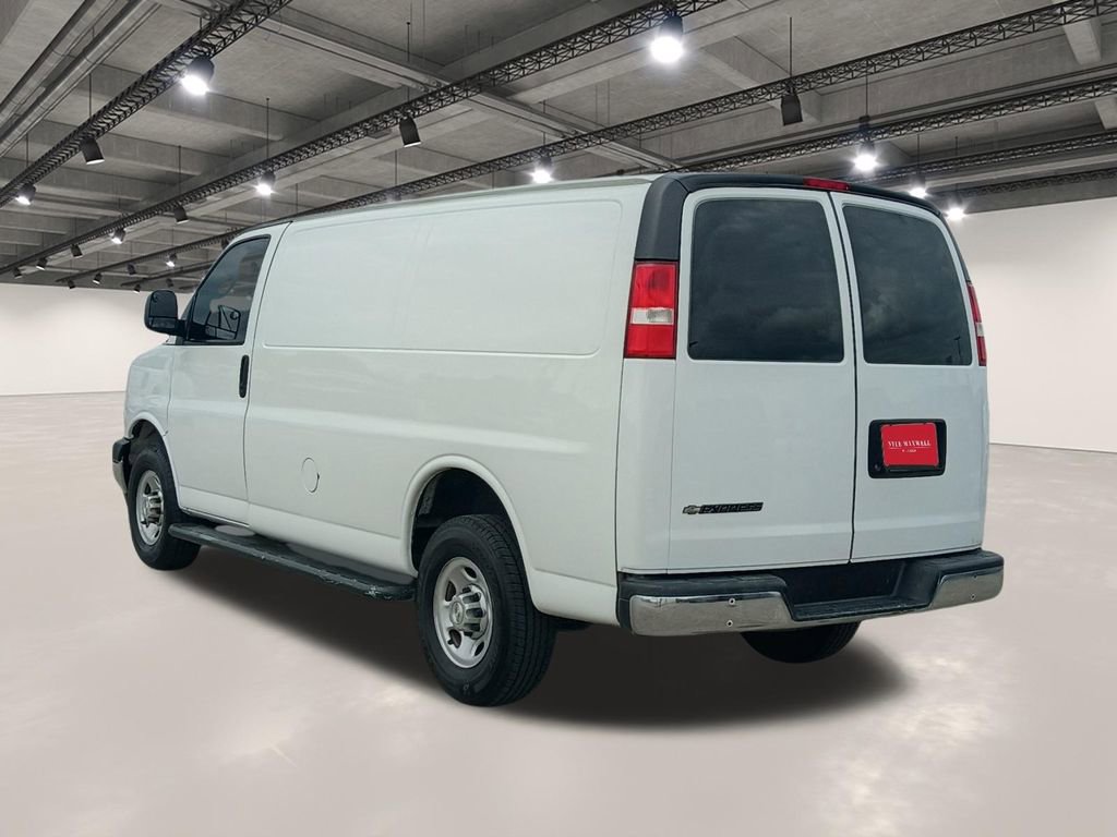 Used 2021 Chevrolet Express 2500 w/ Driver Convenience Package image 14