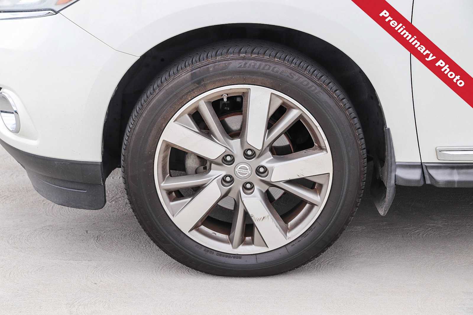 Used 2013 Nissan Pathfinder Platinum FWD image 10
