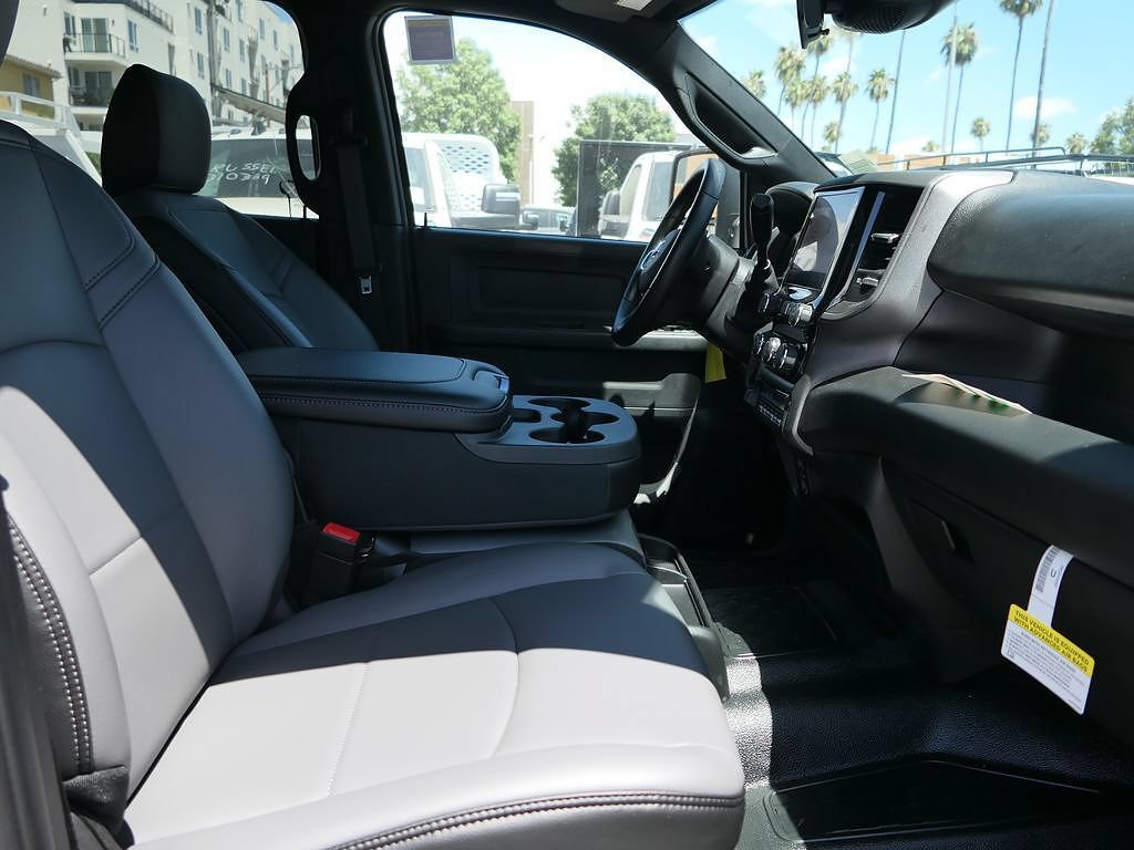 New 2026 RAM 3500 Tradesman w/ Chrome Appearance Group A AWD/4WD image 27