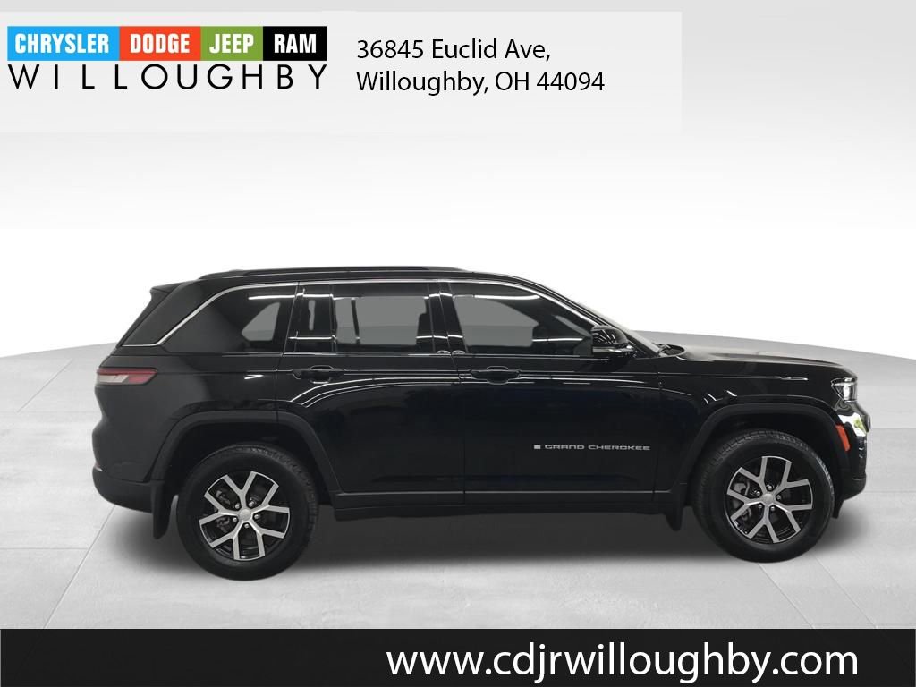 Used 2025 Jeep Grand Cherokee Limited image 4