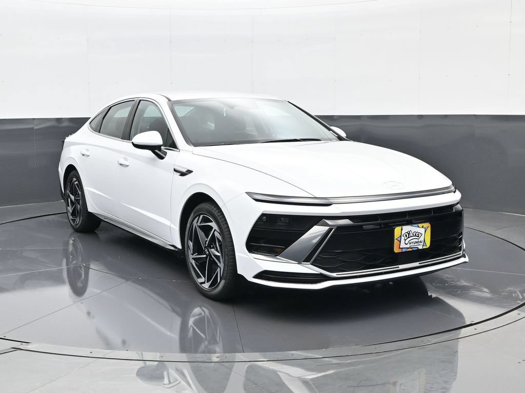 New 2026 Hyundai Sonata SEL FWD image 3