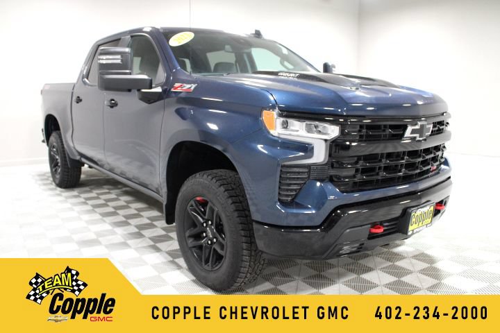 Used 2023 Chevrolet Silverado 1500 LT Trail Boss w/ Convenience Package II AWD/4WD image 1