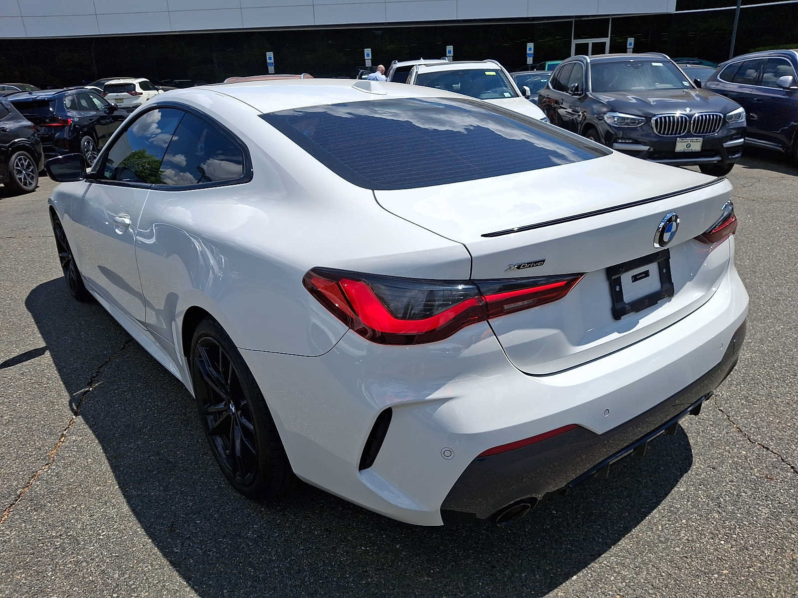 Certified 2024 BMW 430i xDrive Coupe w/ M Sport Package AWD/4WD image 5