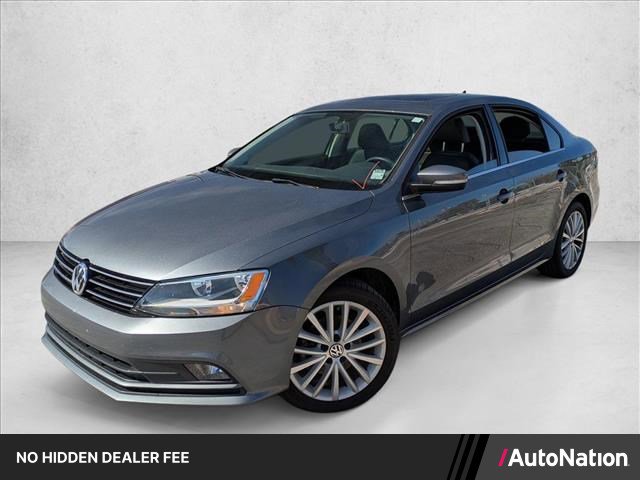 Used 2015 Volkswagen Jetta SE FWD image 1