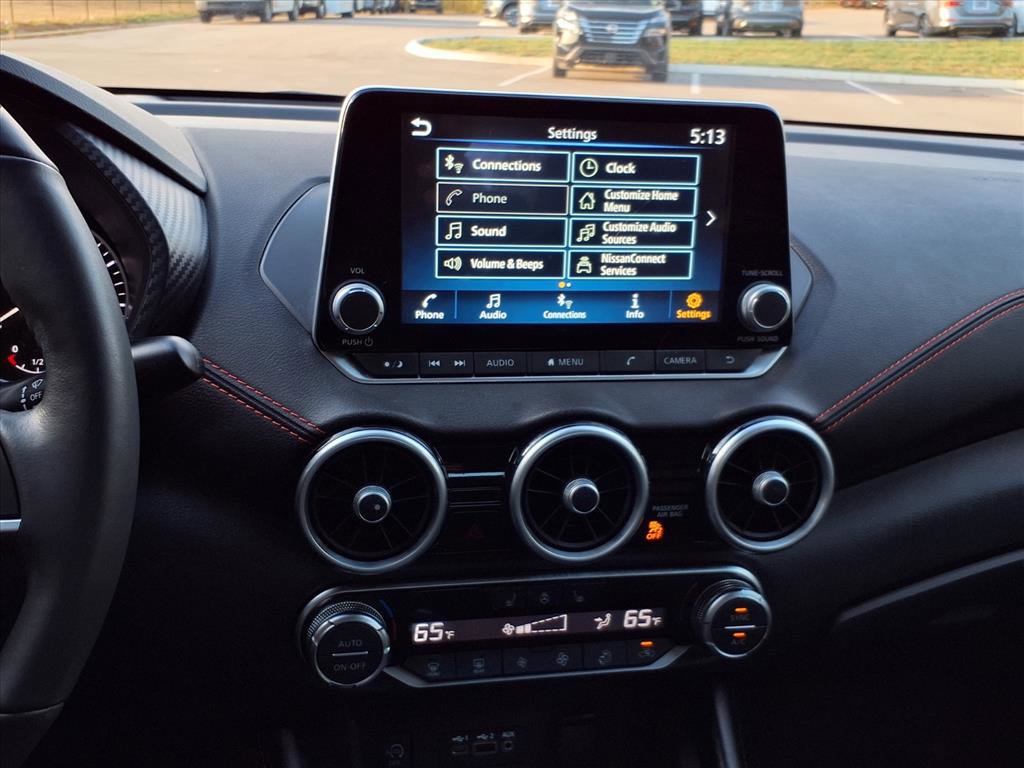 Used 2024 Nissan Sentra SR w/ SR Premium Package image 16