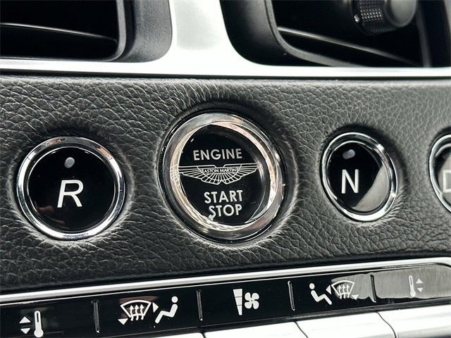 Used 2020 Aston Martin DB11 Coupe image 24