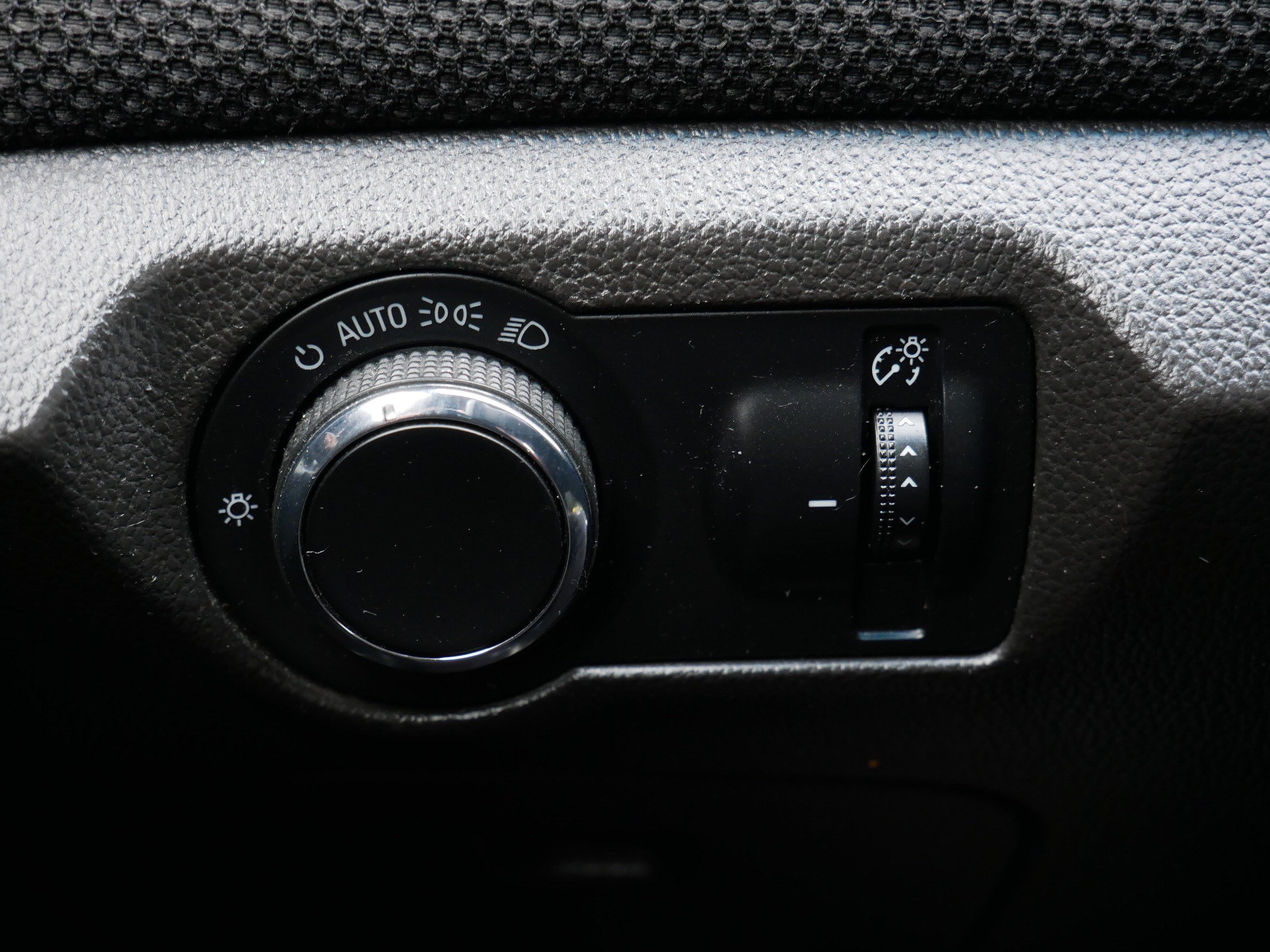 Used 2011 Chevrolet Cruze LT FWD image 26