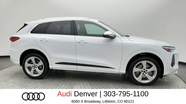 Used 2025 Audi Q5 Premium w/ Premium Plus AWD/4WD image 9