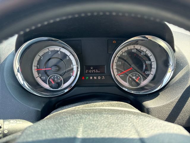 Used 2015 Dodge Grand Caravan SE FWD image 20