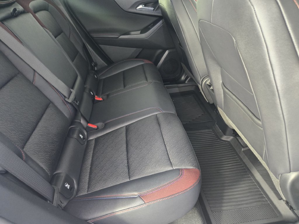 New 2026 Chevrolet Equinox RS w/ Convenience Package III FWD image 35