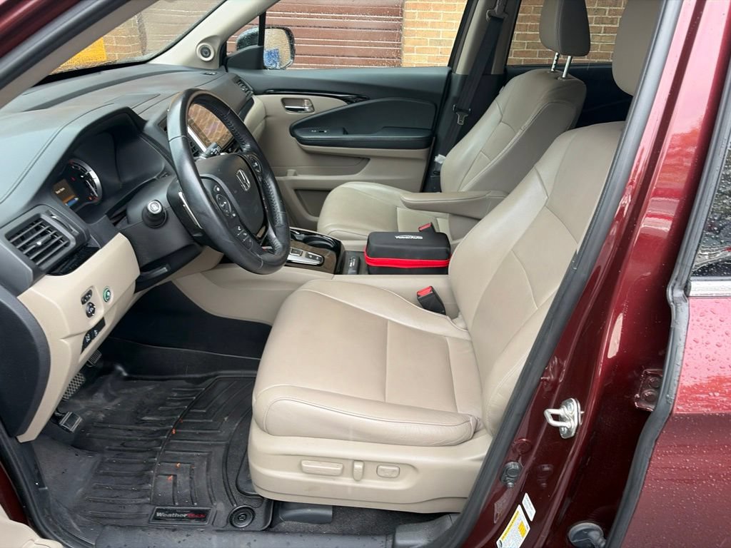 Used 2018 Honda Pilot Touring image 13