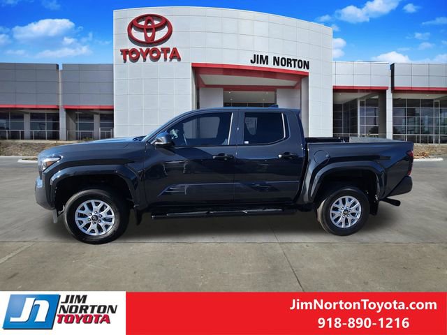 Used 2024 Toyota Tacoma SR image 5