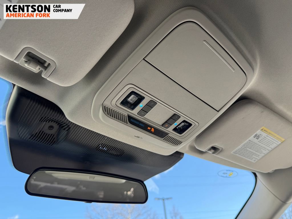 Used 2025 Ford Explorer Active image 27