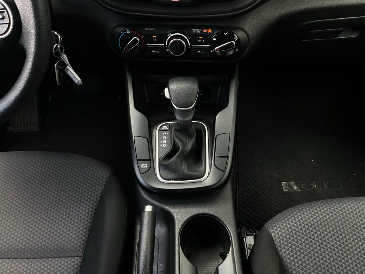 Used 2025 Kia Soul LX w/ LX Technology Package image 13