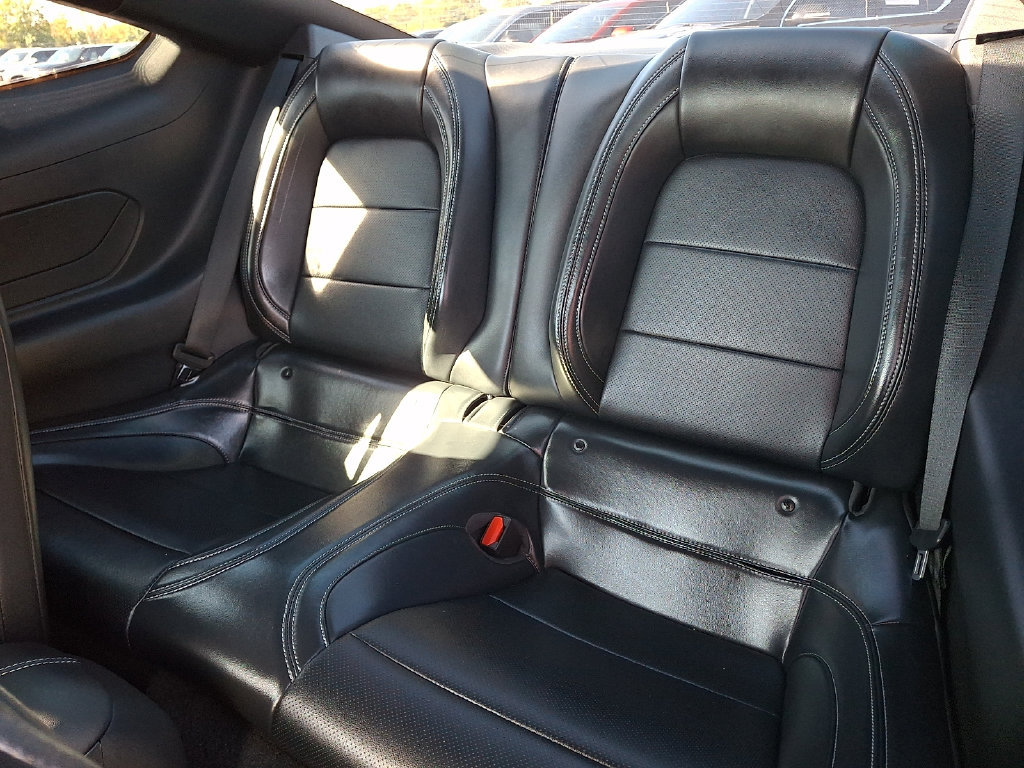 Used 2025 Ford Mustang GT Premium RWD image 14