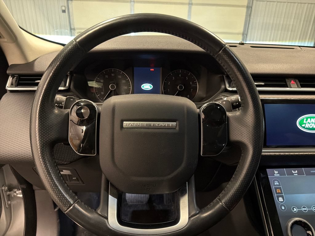 Used 2018 Land Rover Range Rover Velar S AWD/4WD image 21