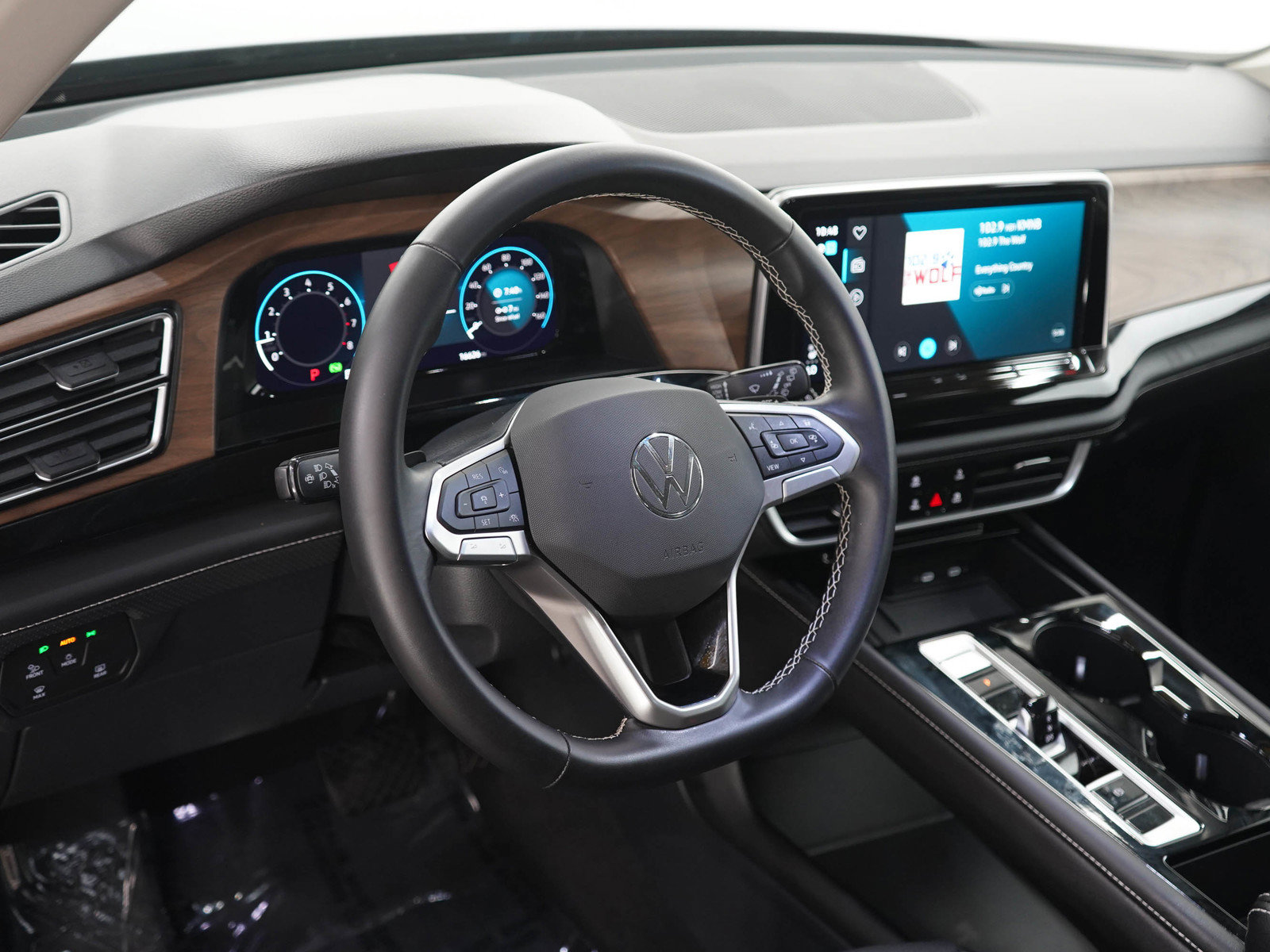 Used 2026 Volkswagen Atlas SE AWD/4WD image 22