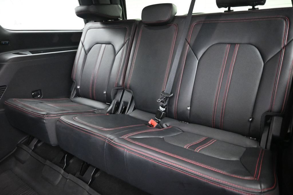 Used 2024 Ford Expedition Limited AWD/4WD image 22