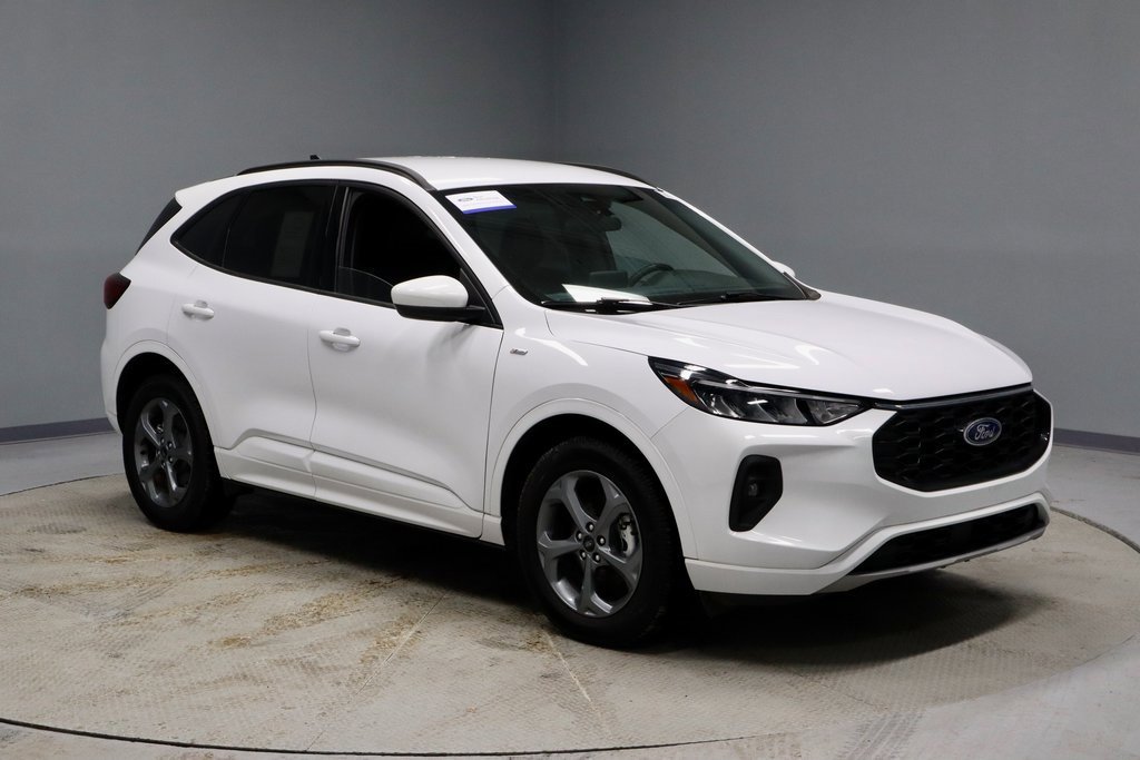 Certified 2023 Ford Escape ST-Line Select image 1