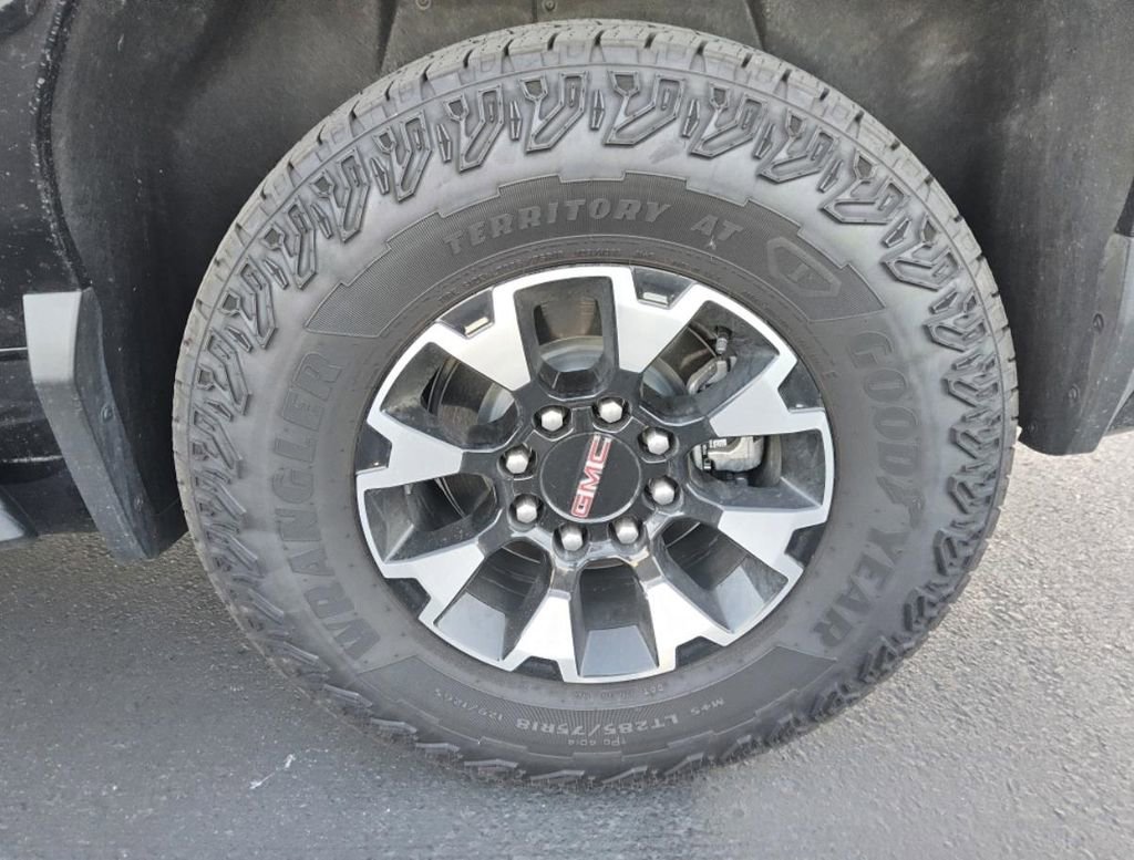 Used 2026 GMC Sierra EV AT4 w/ AT4 Premium Package AWD/4WD image 4