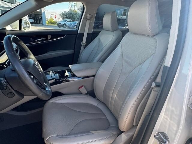 Used 2022 Lincoln Nautilus Reserve AWD/4WD image 9