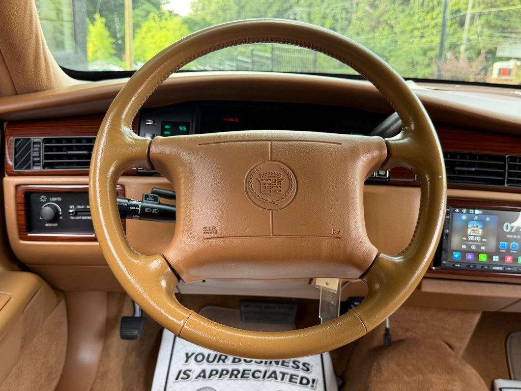 Used 1994 Cadillac De Ville Concours FWD image 44