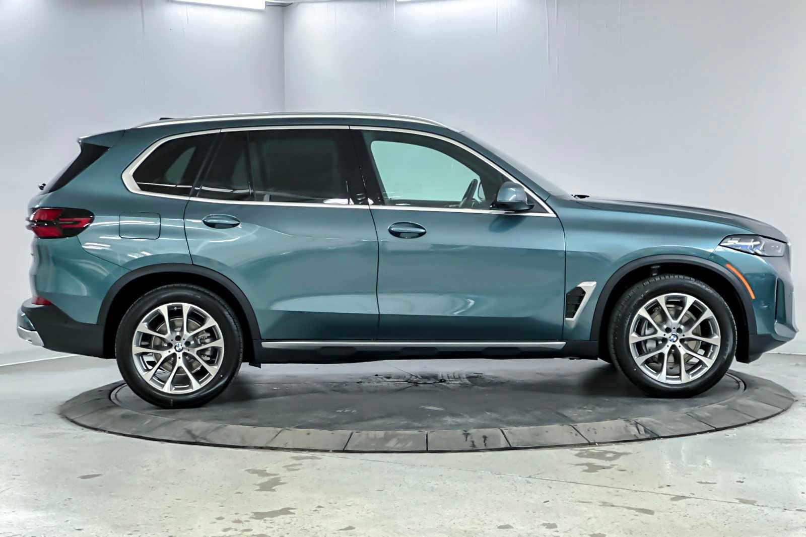 New 2026 BMW X5 xDrive40i image 8