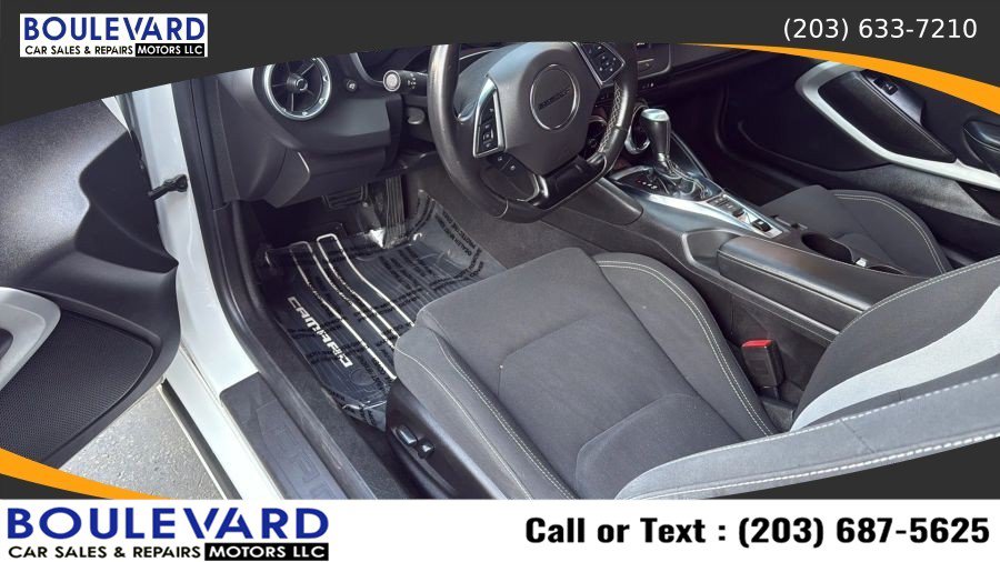 Used 2020 Chevrolet Camaro LT w/ RS Package RWD image 27