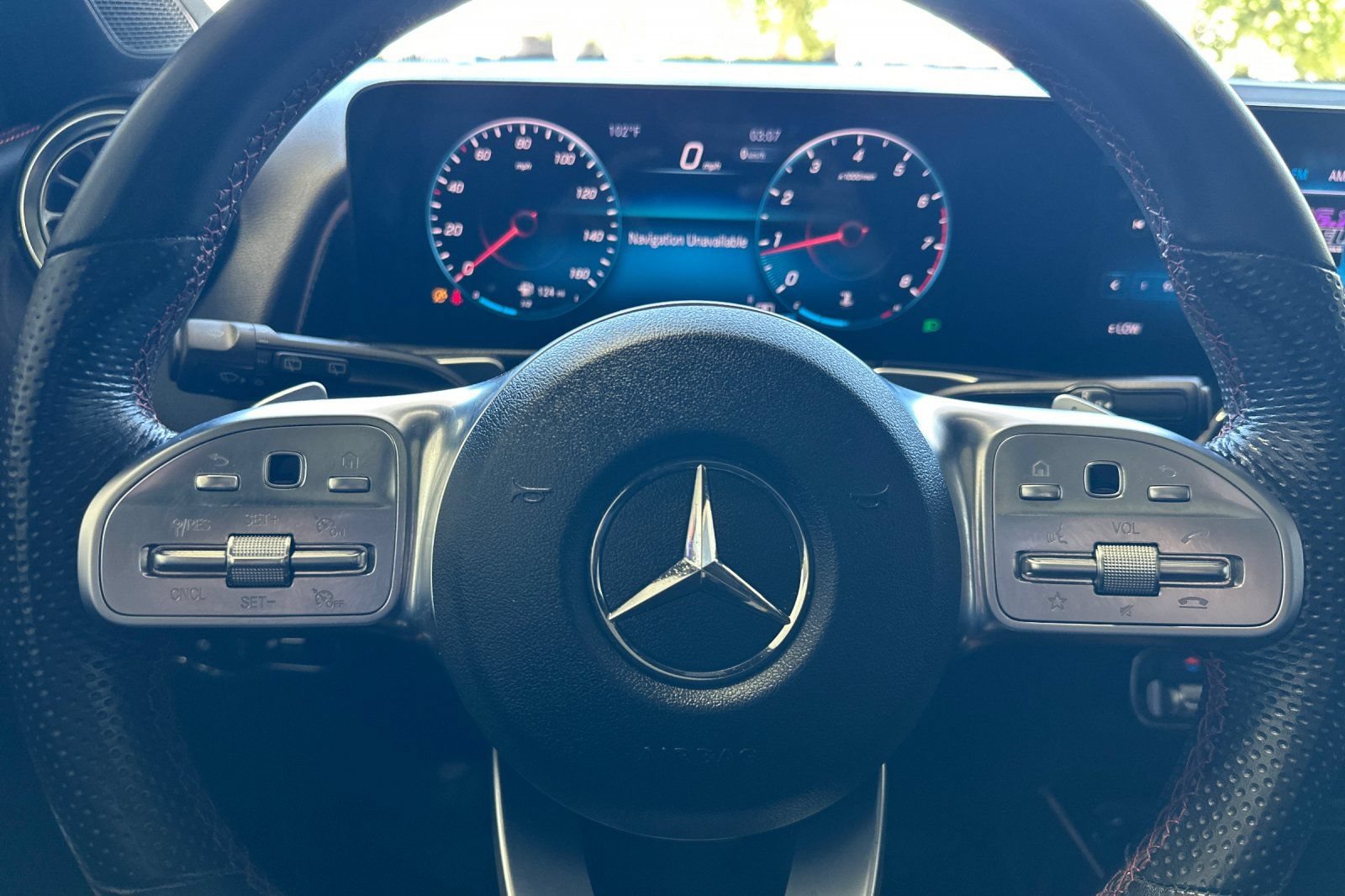 Used 2022 Mercedes-Benz GLB 250 4MATIC image 23
