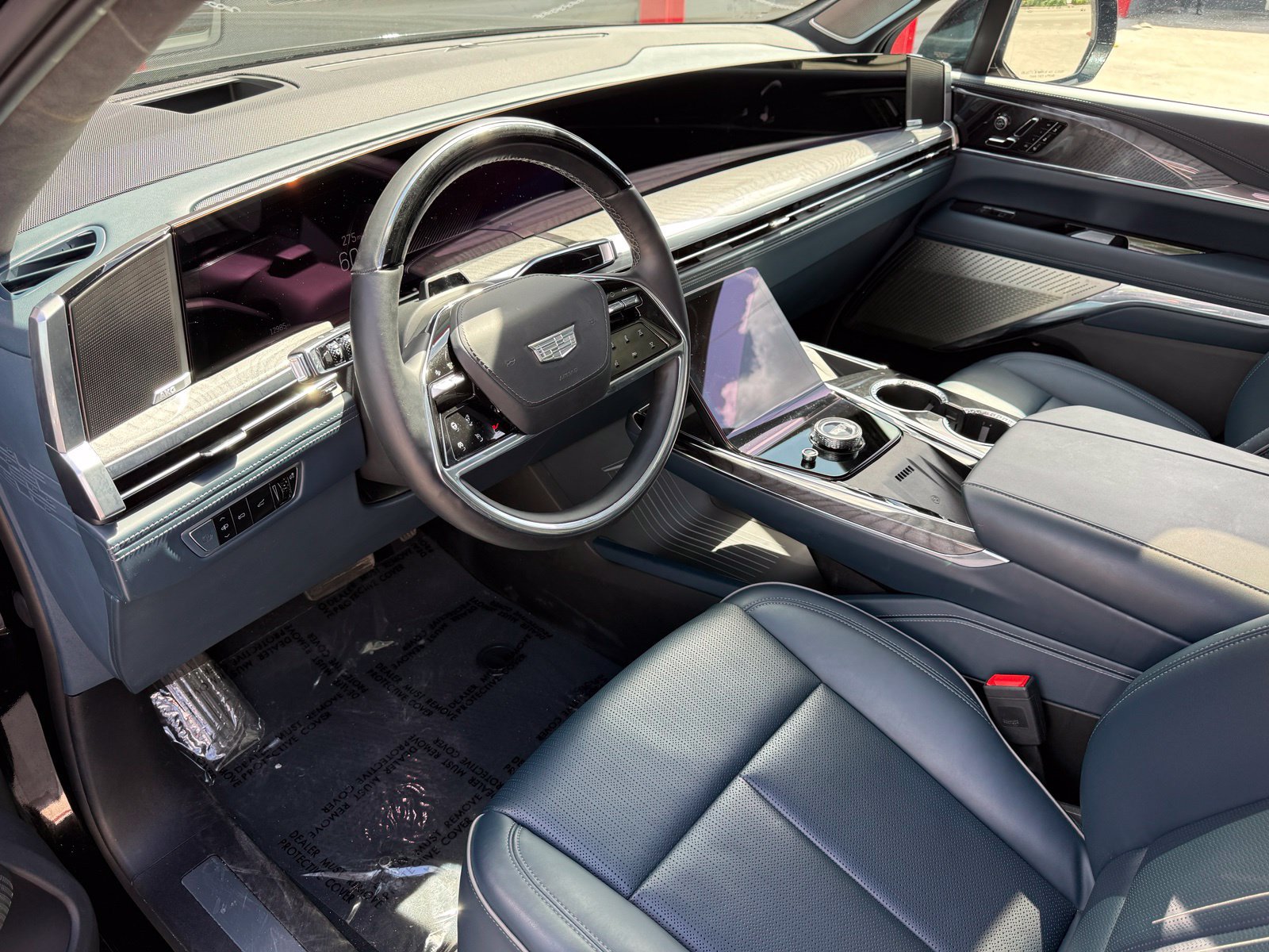 Used 2025 Cadillac Escalade IQ Sport 2 AWD/4WD image 18