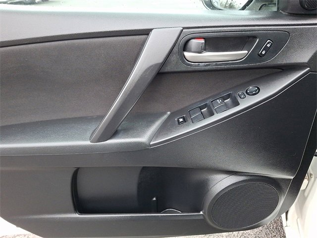 Used 2011 MAZDA MAZDA3 i Touring image 14