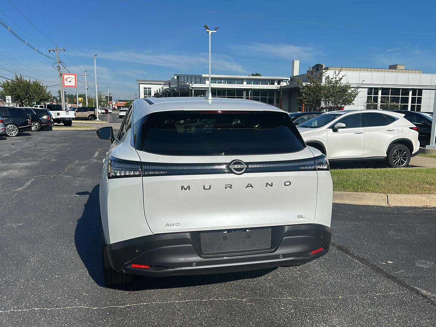 Used 2025 Nissan Murano SL w/ Cargo Package AWD/4WD image 11