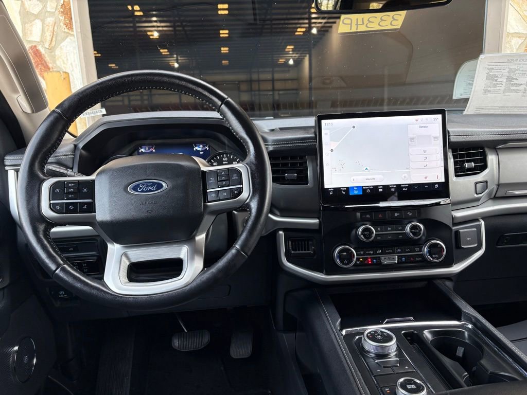Used 2024 Ford Expedition XLT image 26