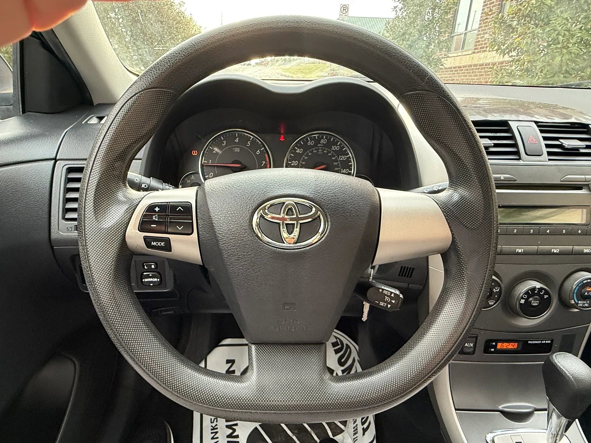 Used 2011 Toyota Corolla S image 12