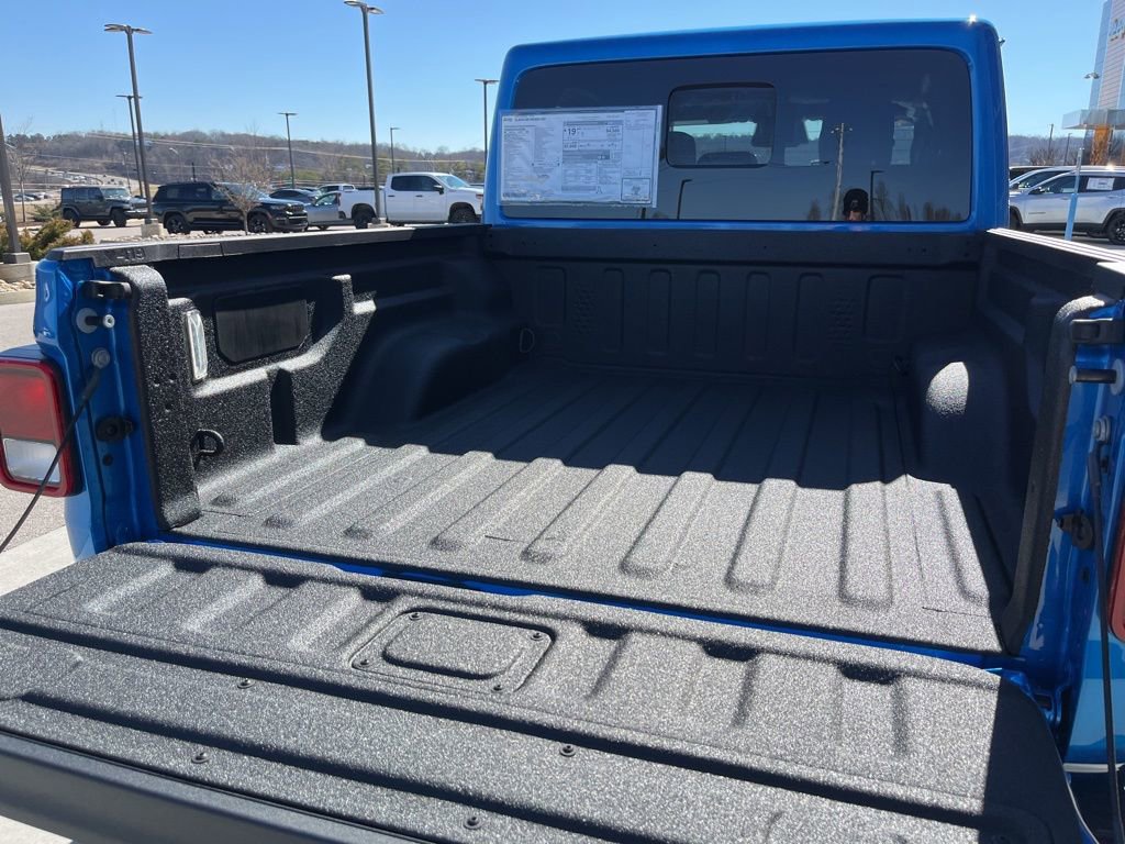 New 2026 Jeep Gladiator Sport image 19