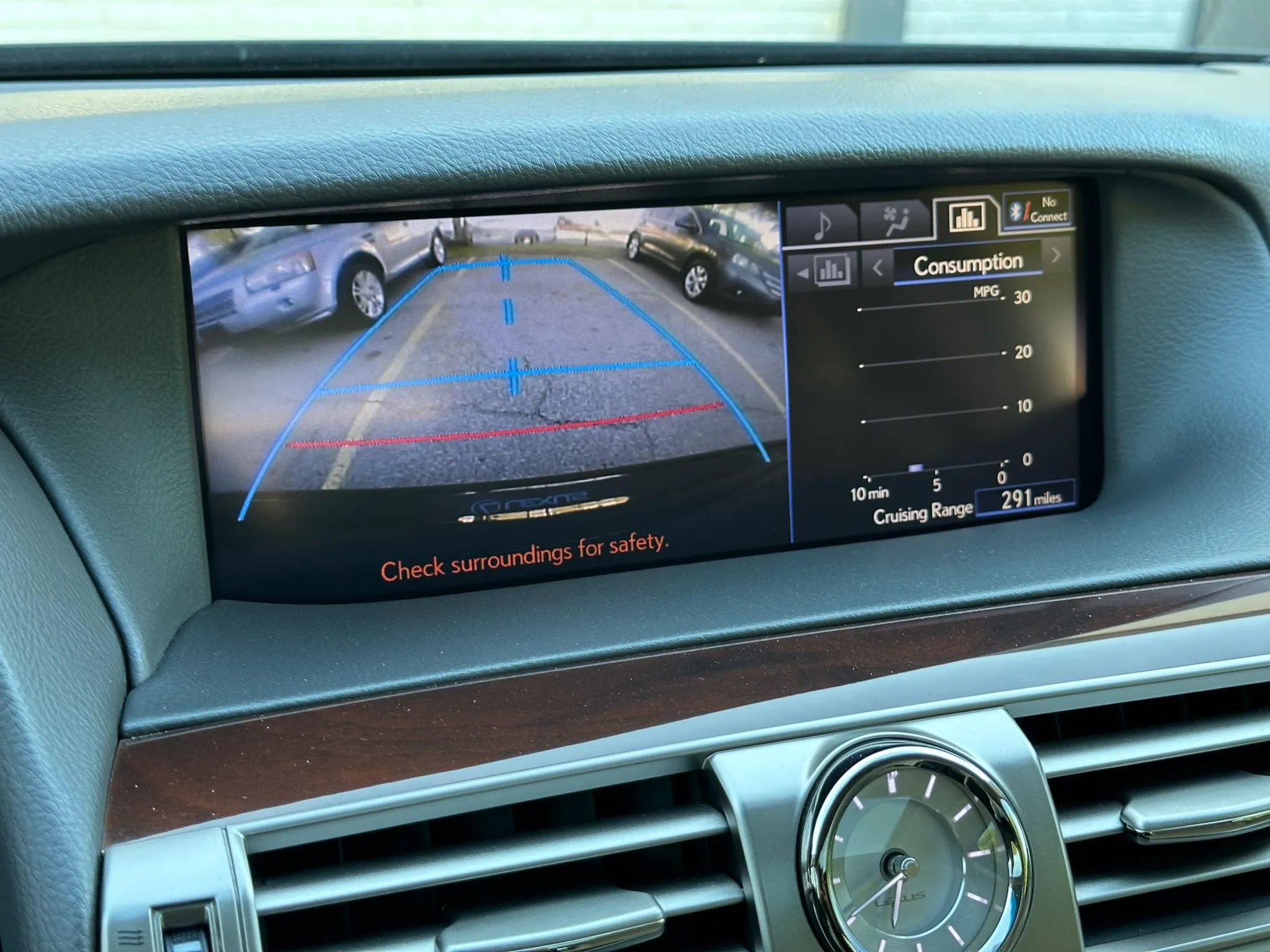 Used 2013 Lexus LS 460 w/ Comfort Pkg RWD image 35