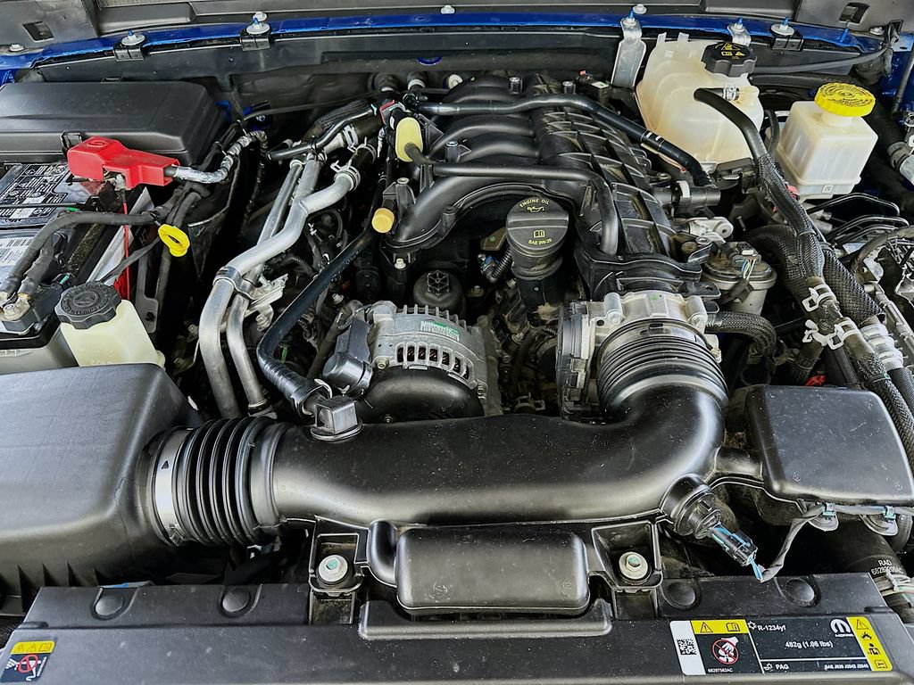 Used 2022 Jeep Gladiator Sport AWD/4WD image 31