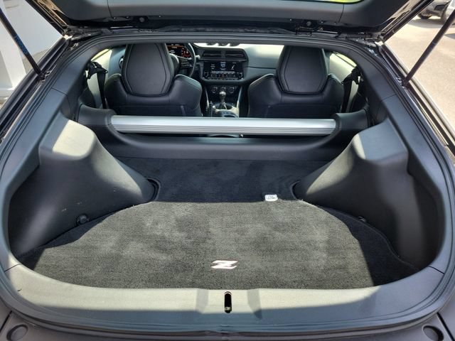 Certified 2025 Nissan Z Performance w/ Floor Mat Package RWD image 9